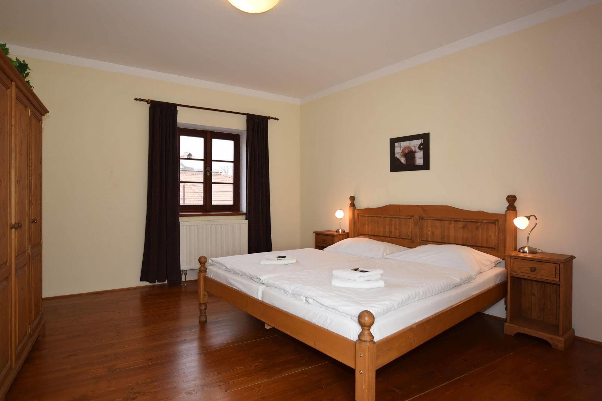Pension Zamecka Apartma - Castle Apartments Český Krumlov Exteriör bild